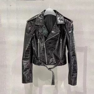 여성용 봄 가죽 자켓 진짜 양가죽 로코모티브 스타일 벨트 포함 짧은 길이 인조 악어가죽