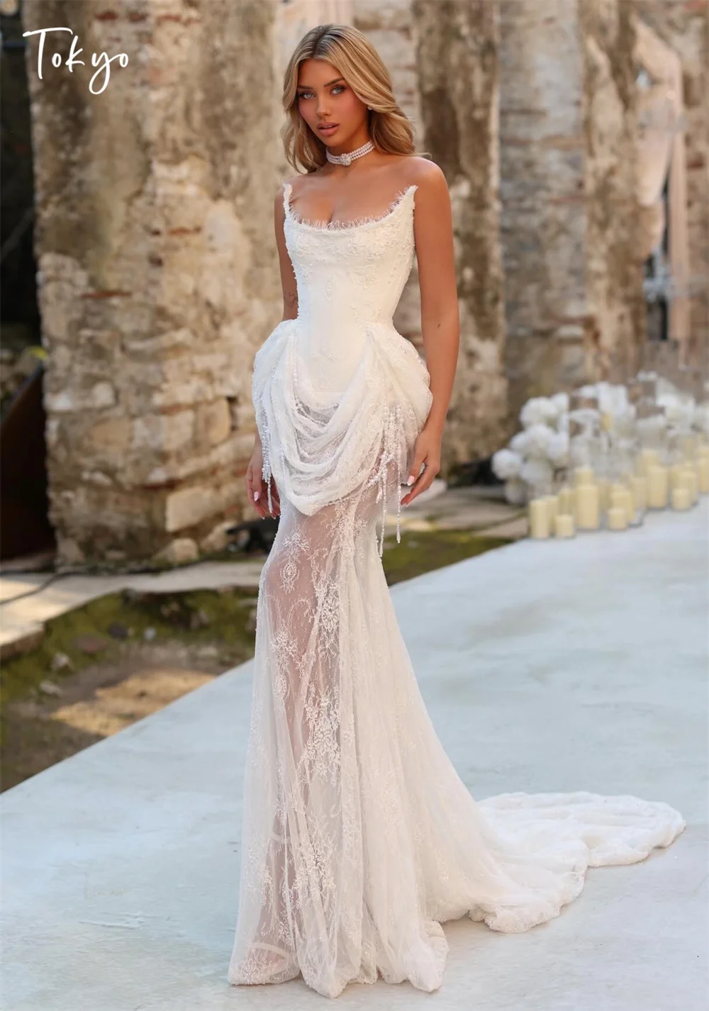 도쿄 맞춤형 화이트 레이스 스트랩리스 넥 웨딩 드레스 소매 없는 지퍼 백 브라이덜 가운 2026 우아한 머메이드 웨딩 가운