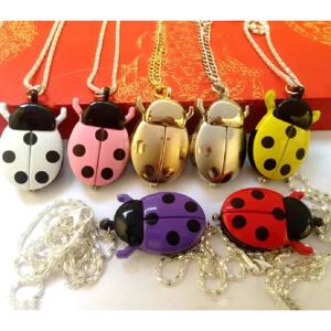 귀여운 새로운 패션 작은 황금 딱정벌레 회중시계 체인 포함 경량 목걸이 펜던트 시계 성인 어린이 무당벌레 시계