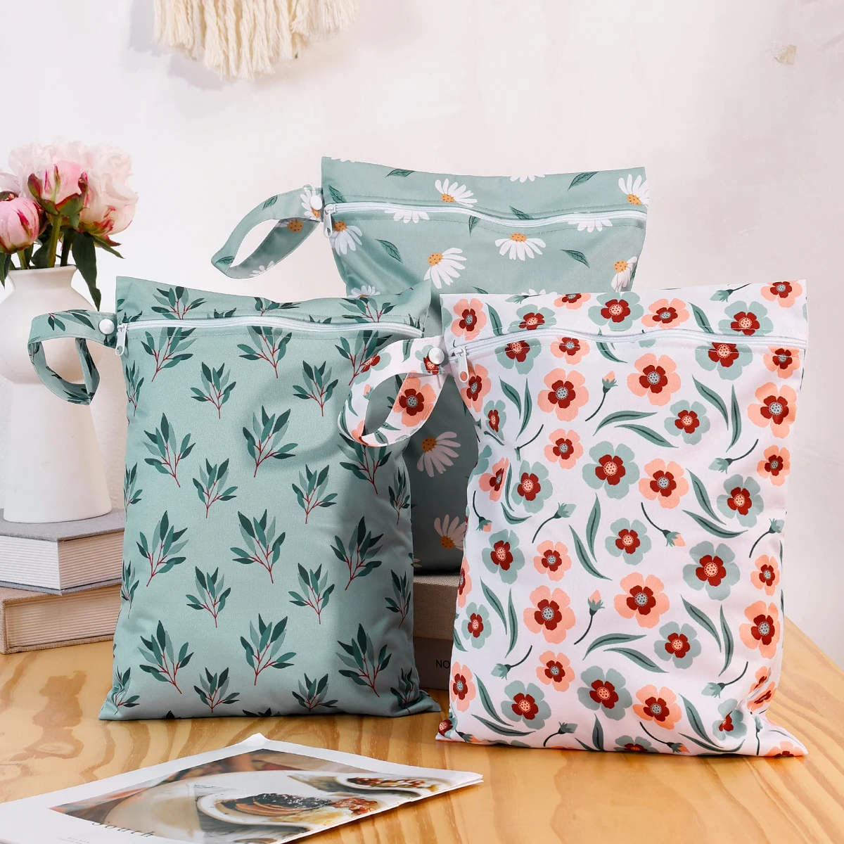 HappyFlute 3PCS 방수 및 재사용 가능한 Wetbag - 젖은 품목을 보관하기 위한 편리하고 내구성이 뛰어난 솔루션