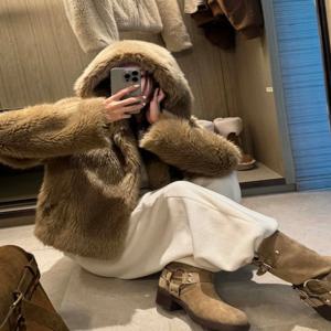 한국 스타일 패셔너블 겨울 코트 여성 캐주얼 모직 퍼 재킷 따뜻하고 편안한 긴팔 스탠다드 핏 아우터웨어