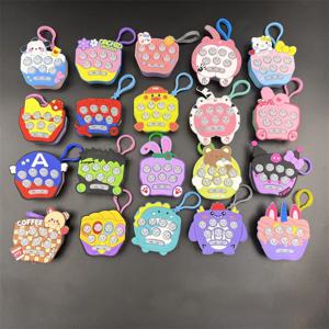 미니 핸드헬드 게임 콘솔 만화 패턴 두더지, 전자 감압 장난감 키 체인, 배낭 펜던트, 작은 선물