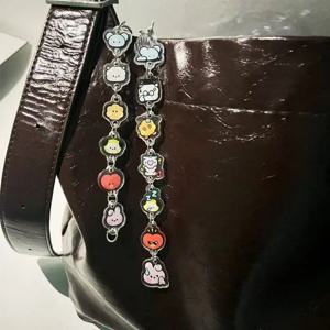BT21 애니메이션 아크릴 KPOP 쿠키 보이 RJ 슈키 맨 치미 타타 키체인 만화 귀여운 창의적인 액세서리 자동차 키홀더 친구팬 선물