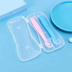 2PC 아기 실리콘 스푼 세트 키즈 소프트 PP 플라스틱 핑크 블루 안전 숟가락 상자