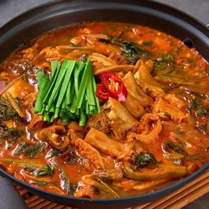 깐양+곱창+시래기 푸짐하게 담은 시래기 내장전골 1kg