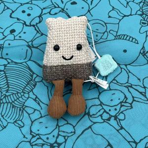 핫티백 Jc 귀여운 봉제인형 라벨 귀여운 소녀 가방 참 장식 봉제인형 키체인 카와이 봉제인형 한정판 새 선물 가방