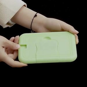 물티슈 워머 디스펜서 휴대용 아기 물티슈 히터 실내용 일정 온도 유지 부드러운 물티슈 안전한 따뜻함 제공