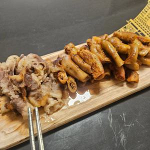 안점례국밥x여기집밥 양념초벌소곱창구이 300g X 2개입 (무료배송)