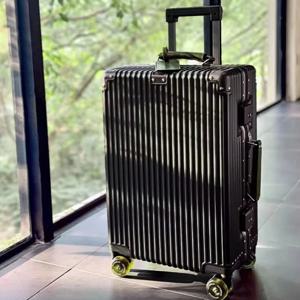새로운 알루미늄 프레임 여행 가방, 컬러풀한 무소음 스피너 휠, TSA 잠금장치, 여행용 트롤리 케이스 20인치/22인치/24인치/26인치/28인치 롤링 러기지