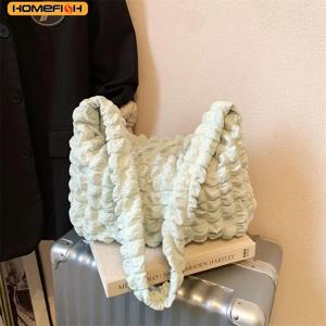 플리츠 디자인의 HOMEFISH 크로스바디 백 자수 체크무늬 숄더백 언더암 백 심플한 대용량 퀼팅 토트백