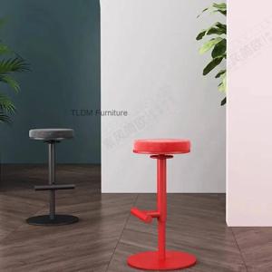 업 키친 오피스 바 의자 스툴 액센트 리셉션 데스크 회전식 메탈 게이밍 북유럽 스타일 카운터 바 의자 살롱 가구