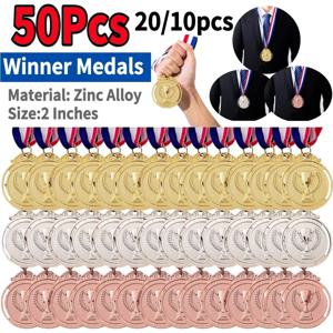 50PCS 골드 실버 청동 수상 메달 라운드 목 리본 2 인치 메달 우승자 보상 축구 경쟁 상품