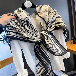 실크 혼방 여행 스카프 여성용 대형 사각 숄 봄 여름 신상품 투어 자외선 차단 에어컨 숄더 랩