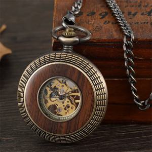 레트로 중공 해골 Steampunk 나무 원형 꽃 디자인 기계식 주머니 시계 로마 숫자 손 바람 Fob 체인 시계