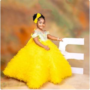 사랑스러운 노란색 꽃 여아용 원피스 얇은 명주 그물 티어 러플, 큰 활, 뒷면 바닥 길이, 아기 생일 파티 공, 우아한 가운