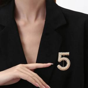 진주 번호 5 브로치 유니버설 메탈 다이아몬드 핀 하이 엔드 다목적 의류 및 가방 액세서리 브로치 핀 Schal Schnalle