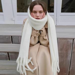 1개 단색 부드러운 겨울용 따뜻한 스카프 여성용 인조 캐시미어 고급 두꺼운 숄 파시미나 태슬 플러피 스카프 숄