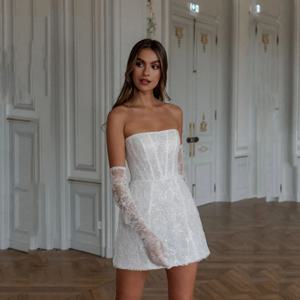 심플한 A 라인 미니 화이트 웨딩 원피스, 섹시한 스트랩리스 포멀 플리츠, 반짝이는 스팽글 민소매, 빈티지 백리스, 짧은 맞춤형