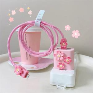 3D 핑크 꽃 케이블 충전기 보호대 커버 아이폰 11 15 14 13 프로 최대 18W 20W 충전기 2024 새로운 데이터 라인 보호 슬리브