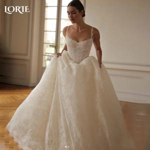 LORIE 빈티지 레이스 웨딩 드레스 a 라인 Strapless Appliques 공주 신부 가운 V 코르셋 3D 꽃 공 신부 가운 사용자 정의