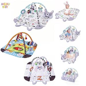 4 in 1 아기 놀이매트, 탈부착 가능한 장난감 포함, 아기 발달 교육용 체육관, 설치 및 세척이 간편한 아기 매트