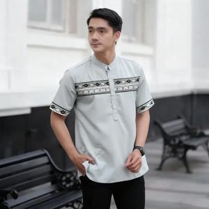 무슬림 남성 이슬람 아라비아 패치워크 스트라이프 자수 이드 무슬림 반팔 셔츠 주바 캐주얼 루즈 아바야 2026