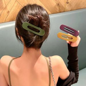 여자를위한 한국어 서리로 덥은 대형 헤어 클립 여자 헤어 액세서리 패션 컬러 솔리드 아크릴 머리핀 이빨 미끄럼 방지 BB 자용