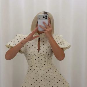 여성 레트로 폴카 도트 미니 A라인 드레스 우아한 스탠드 칼라 퍼프 반팔 허리 조절 드레스 여성 파티 로브 2026 신상