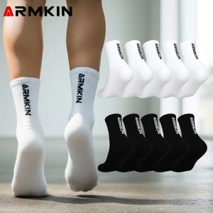 ARMKIN 5 쌍 남성 양말 화이트/블랙 컬러 고품질 여성 스포츠 양말 코튼 야외 양말 중간 종아리 러닝 양말 사이즈 37-44