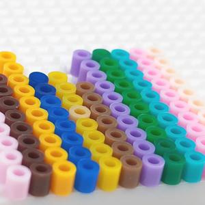 2.6mm 미니 철 구슬 5000PCS 어린이를위한 픽셀 아트 퓨즈 비즈 선물 하마 비즈 Diy 퍼즐 철 구슬