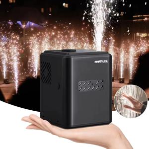 EU 재고 빠른 배송 미니 350W 무선 전자 스파크 머신 (웨딩 무대 파티 DJ 효과용 리모컨 포함)