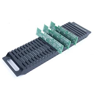 Q-PC6 ESD PCB 홀더 회로 기판 보관 트레이 480x140x35MM 긴 스트립은 양쪽에 그립퍼 위치가 있고 그루브가 있습니다.