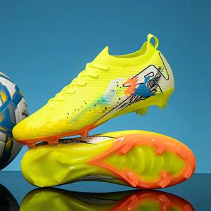 새로운 남성용 축구화 FG 논슬립 트레이닝 슈즈 축구화 롱 스파이크 경기용 초경량 아웃도어 드롭 배송