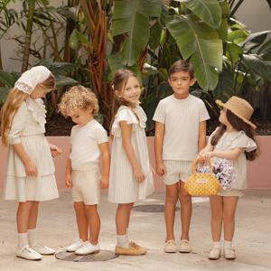 AP 산토리니 스트라이프 컬렉션 SS26 여아 러플 슬리브 드레스 베이비 키즈 세트 V넥 니트 탑 형제 자매 가족 매칭