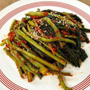 입맛 도는 감칠맛! 별미로 제격인 아삭하고 시원한 열무김치 1kg