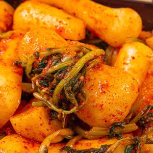 깊은 감칠맛이 살아있는 20년 장인김치 전라도식 총각김치 (2kg, 4kg)