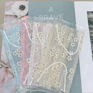 벚꽃 일회용 안면 마스크, 2겹 통기성 메쉬 여름 마스크, 여성용 귀여운 꽃무늬 보호 커버