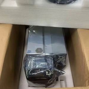 AJ Bitmain Antminer S21+ 225TH 3712W SHA-256 채굴기 비트코인 ​​채굴기에는 전원 공급 장치 PSU가 포함되어 있습니다.