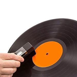 우수한 비닐 레코드 청소 키트 CD/LP 축음기 턴테이블 플레이어 액세서리 용 정전기 방지 벨벳 브러시 먼지 제거제