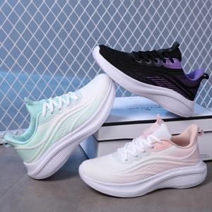 여성 데일리 초경량 운동화 러닝화 런닝화 등산화 (3color)