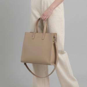 가벼운 스퀘어 토트백 사각 서류가방 대학생 직장인 핸드백 손가방 라이즈T MJ8001T