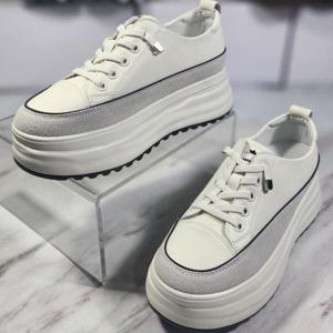 리바디 세이브존07 리바디 천연소가죽 헤리 히든굽 스니커즈 6cm (2023R085)