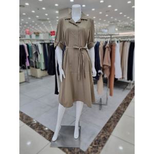 [더아이잗]오픈 칼라 A라인 원피스 IP6N0OP971BRK0_DJ