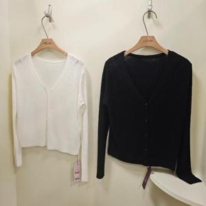 스테파니 HC07 썸머조직 V넥 가디건 A25SW5601