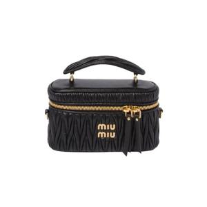 미우 미우 마테라쎄 나파 레더 숄더백 블랙 5BH230-N88-F0002