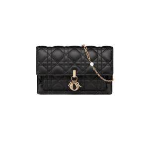 디올 레이디 체인 파우치 까나쥬 램스킨 블랙 S0937ONMJ-M900