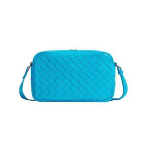 보테가 베네타 스몰 인트레치아토 카메라백 풀 710048V2E424617