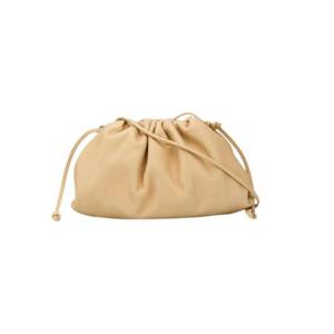 보테가 베네타 미니 파우치 아몬드 585852VCP402700