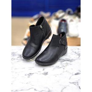 허시파피 세이브존05 여성 염소가죽 세미정장 데일리룩 처카 FLDKFN601