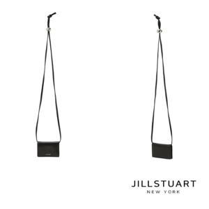 [질스튜어트] 블랙 가죽 길이조절 카드홀더 JAHO5F520BK